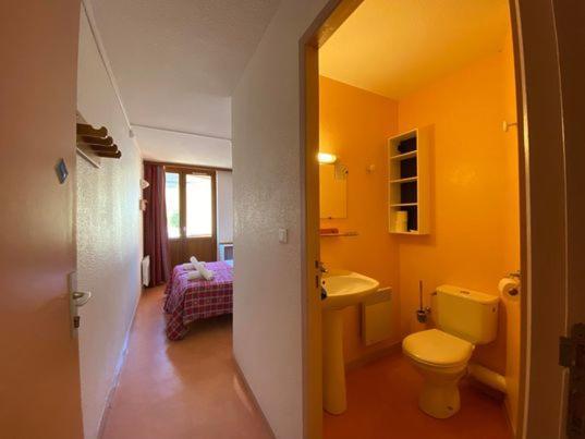 Le Nabias 1450 Hotel Genos Luaran gambar